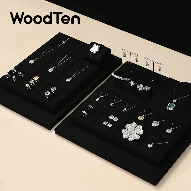 Jewelry And Watches Exhibition - WoodTen Light Luksusowy stojak na biżuterię