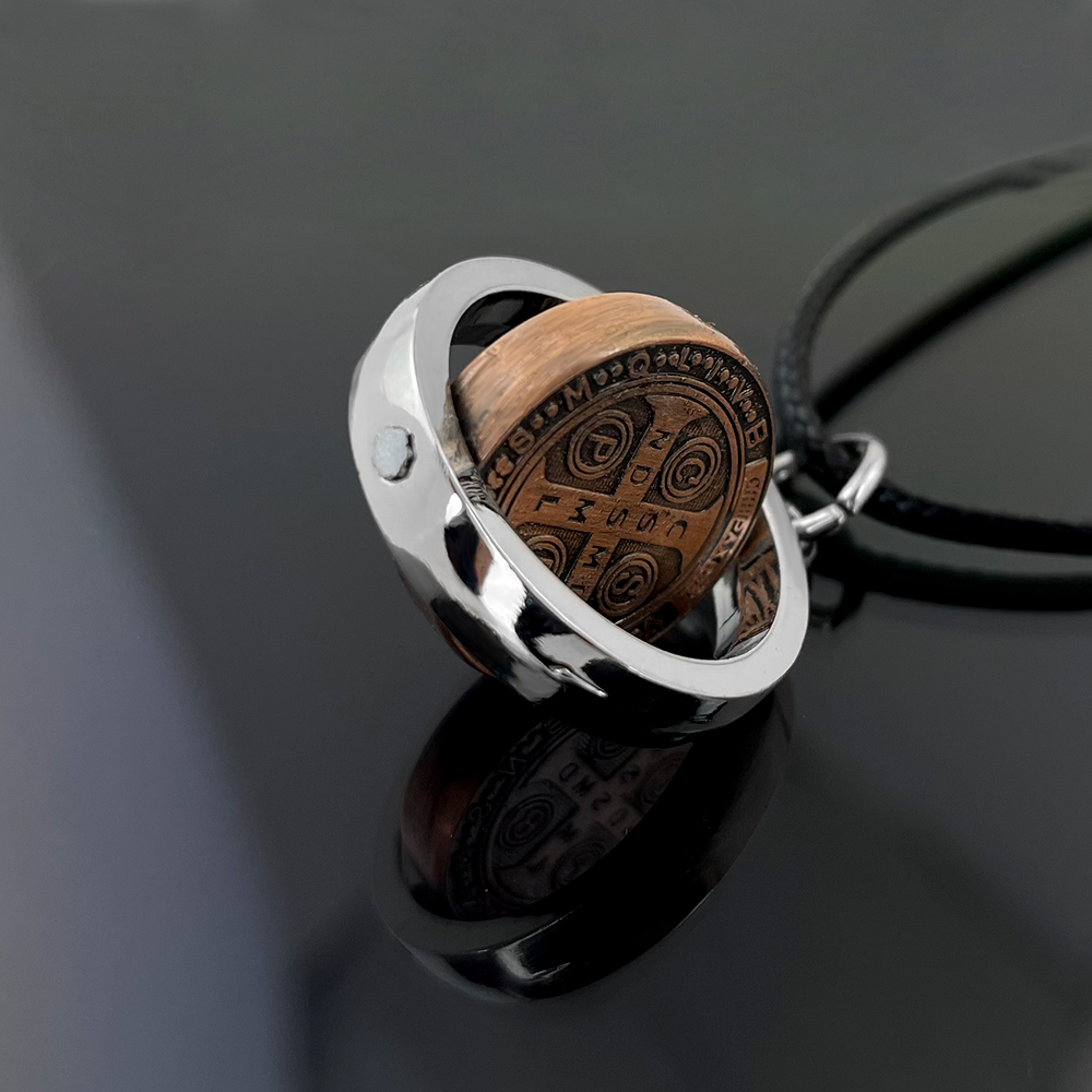 Nowy Medalik Świętego Benedykt – Jewelry & Watches Sp Z Oo Ul Frezerów 3 recenzja i cena